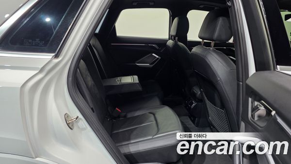 Audi Q3 2023, фото 12