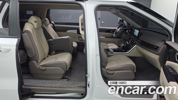 Kia Carnival 2023, фото 17