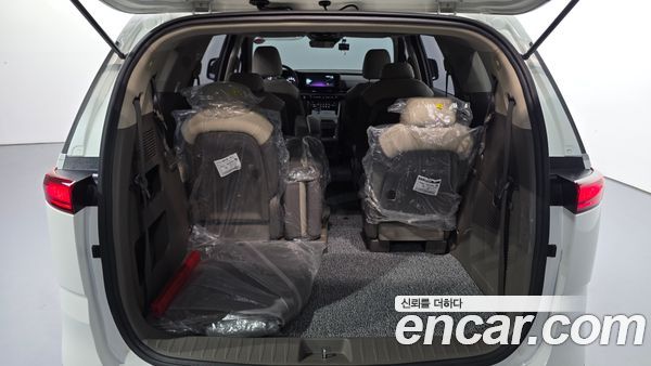 Kia Carnival 2023, фото 30
