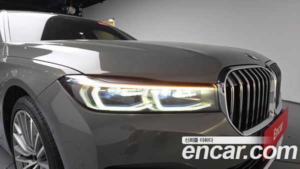 BMW 7 Series 2020, фото 7