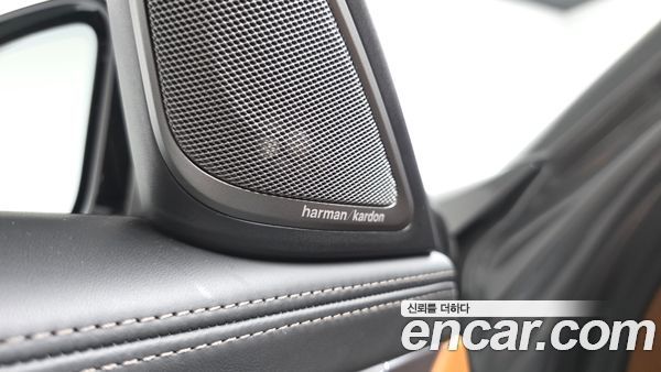 BMW 7 Series 2020, фото 33