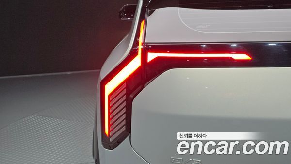 Kia EV3 2025, фото 8