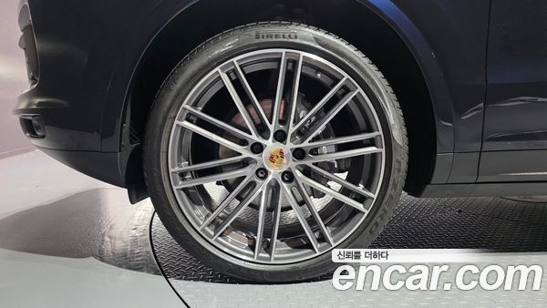 Porsche Cayenne 2020, фото 5