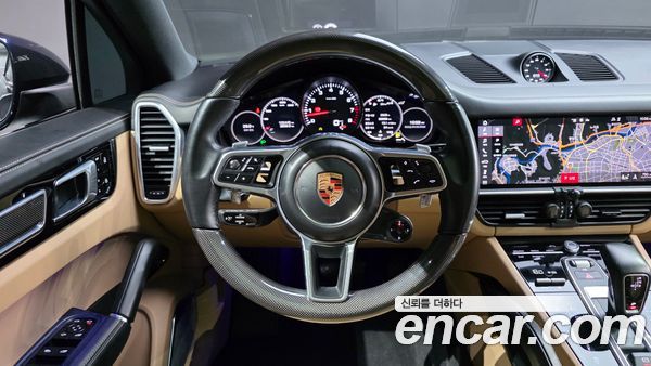 Porsche Cayenne 2020, фото 18
