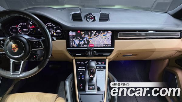 Porsche Cayenne 2020, фото 29