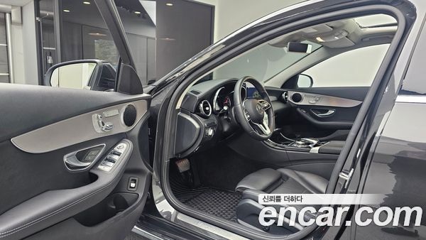 Mercedes-Benz C-Class 2020, фото 10