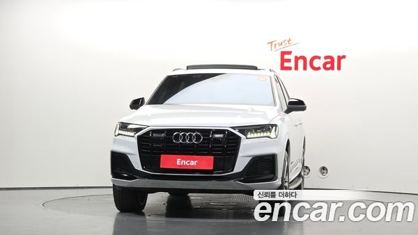 Audi Q7 2023, фото 3