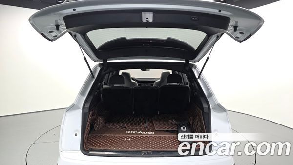 Audi Q7 2023, фото 26