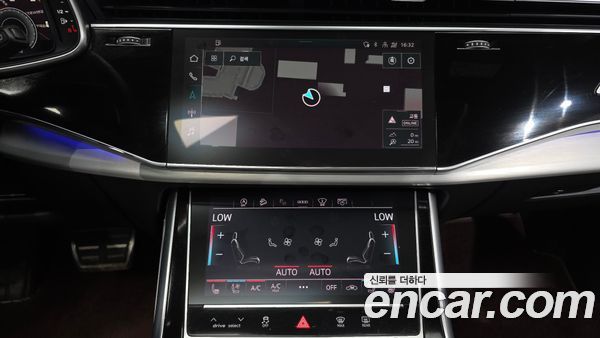 Audi Q7 2023, фото 27