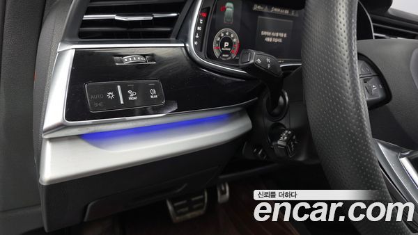 Audi Q7 2023, фото 31
