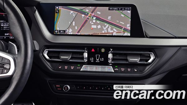 BMW 1 Series 2023, фото 20