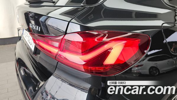 BMW 1 Series 2023, фото 9