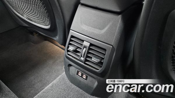 BMW 1 Series 2023, фото 31