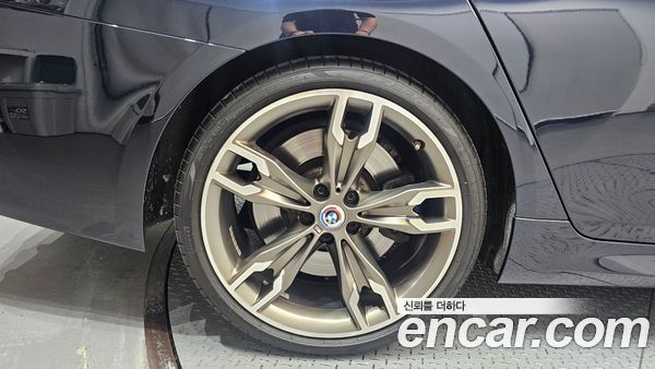 BMW 5 Series 2021, фото 5