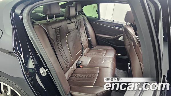 BMW 5 Series 2021, фото 17