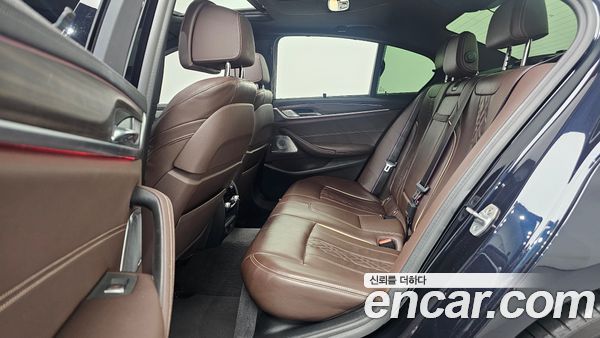 BMW 5 Series 2021, фото 18