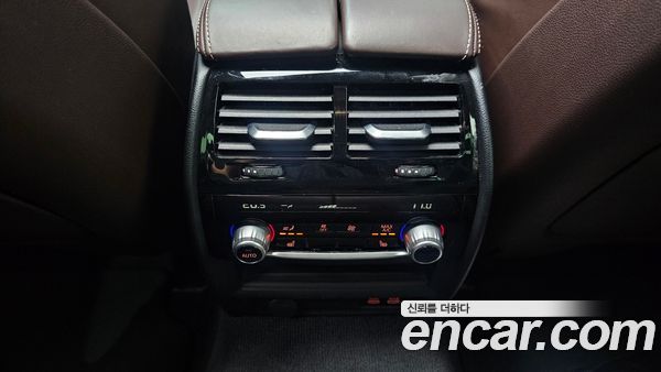 BMW 5 Series 2021, фото 29