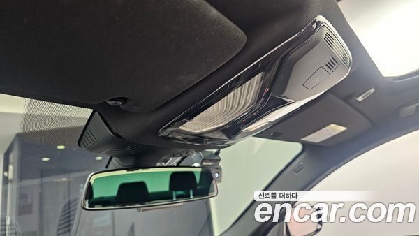 BMW 5 Series 2021, фото 30