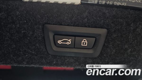 BMW 5 Series 2021, фото 32