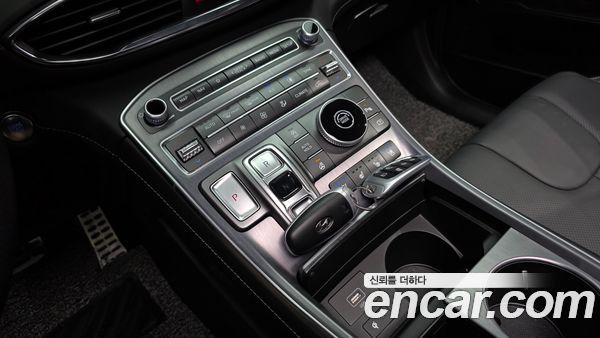 Hyundai Santa Fe 2023, фото 11