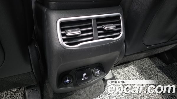 Hyundai Santa Fe 2023, фото 30