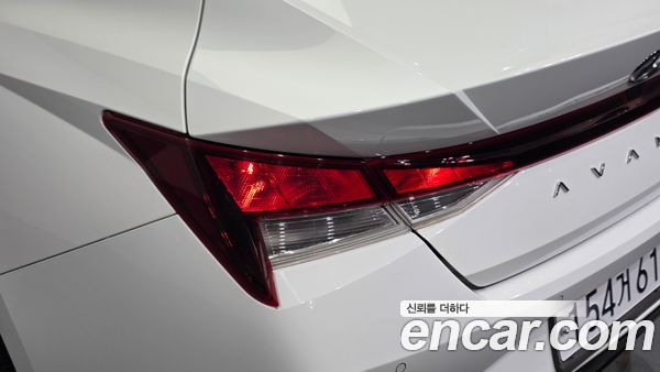 Hyundai Elantra 2021, фото 9