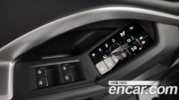 Audi Q5 2025, фото 30