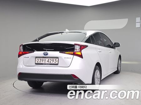Toyota Prius 2022, фото 4