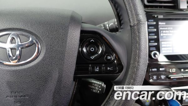 Toyota Prius 2022, фото 11