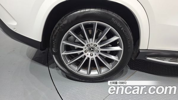 Mercedes-Benz GLE 2023, фото 5