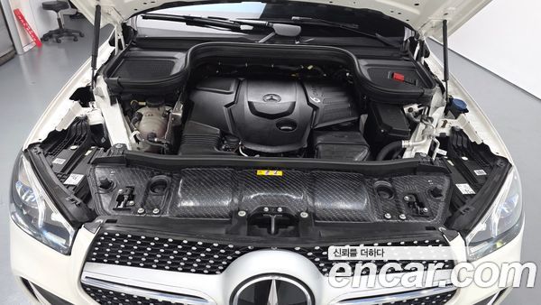 Mercedes-Benz GLE 2023, фото 6