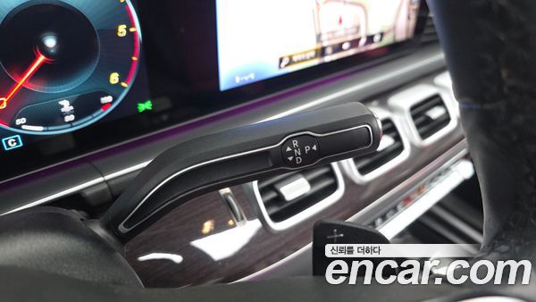 Mercedes-Benz GLE 2023, фото 12