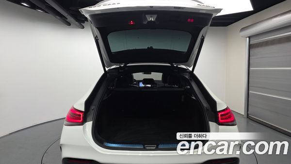 Mercedes-Benz GLE 2023, фото 26