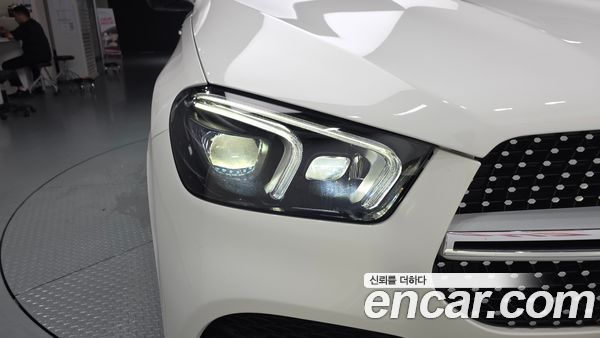 Mercedes-Benz GLE 2023, фото 8