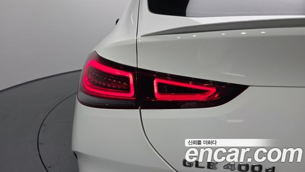 Mercedes-Benz GLE 2023, фото 9