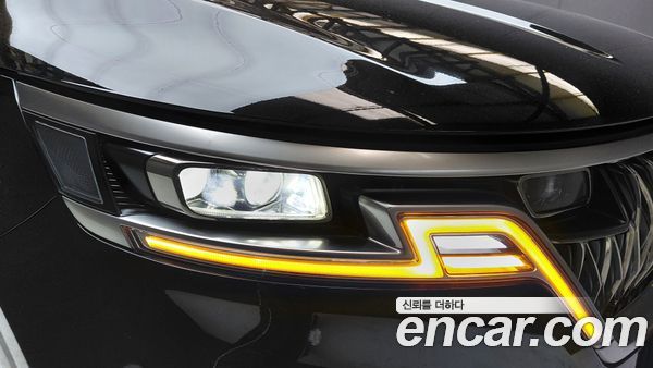 Kia Carnival 2023, фото 8