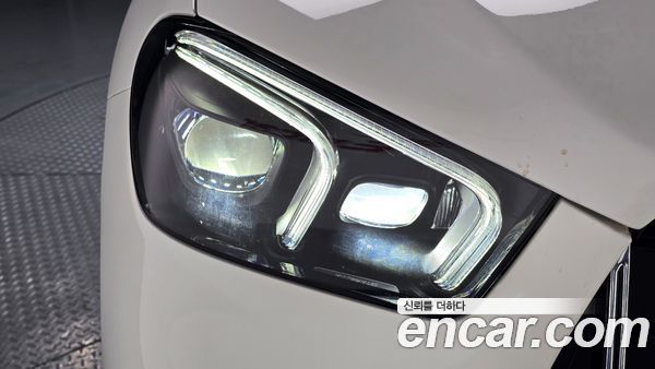 Mercedes-Benz GLE 2022, фото 8