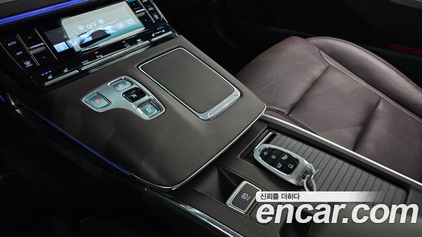 Hyundai Grandeur 2023, фото 12