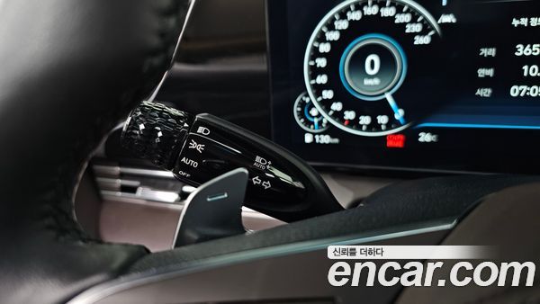 Hyundai Grandeur 2023, фото 32