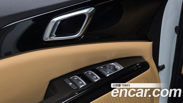 Kia Carnival 2023, фото 28