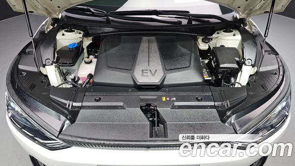 Kia EV6 2023, фото 6