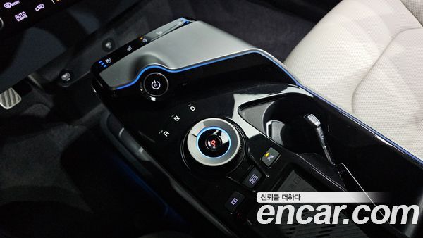 Kia EV6 2023, фото 9