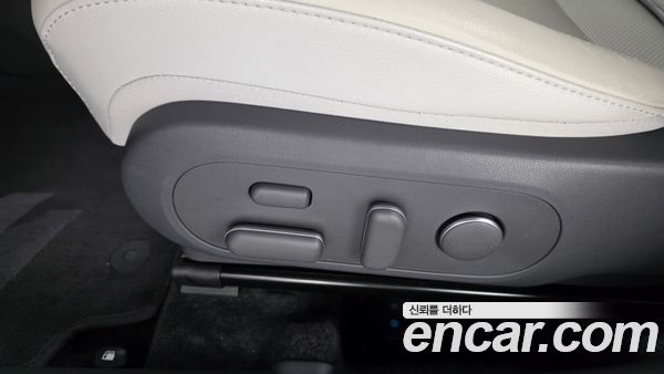 Hyundai Kona 2025, фото 31