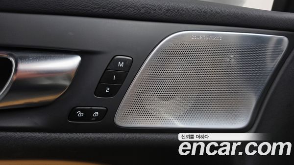 Volvo V60 2024, фото 25