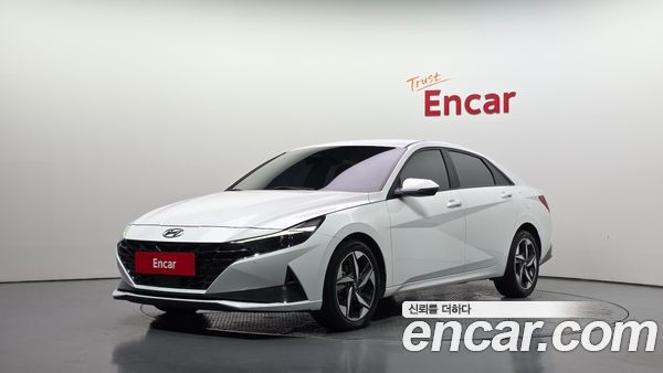 Hyundai Elantra 2023