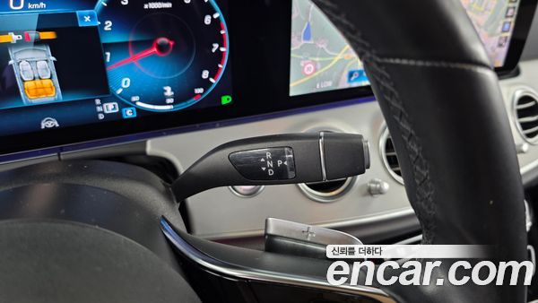 Mercedes-Benz E-Class 2021, фото 11