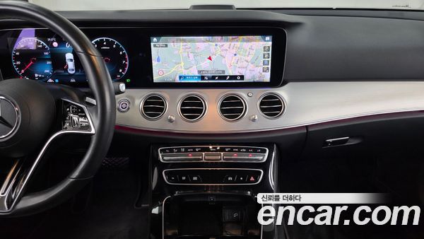 Mercedes-Benz E-Class 2021, фото 19