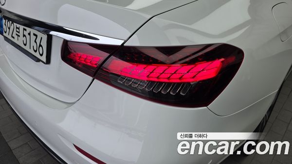 Mercedes-Benz E-Class 2021, фото 8