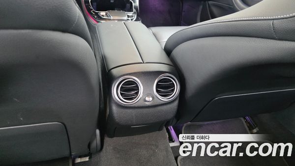 Mercedes-Benz E-Class 2021, фото 31