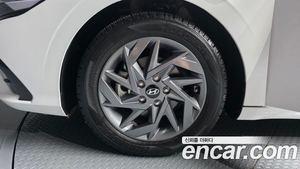 Hyundai Elantra 2024, фото 5